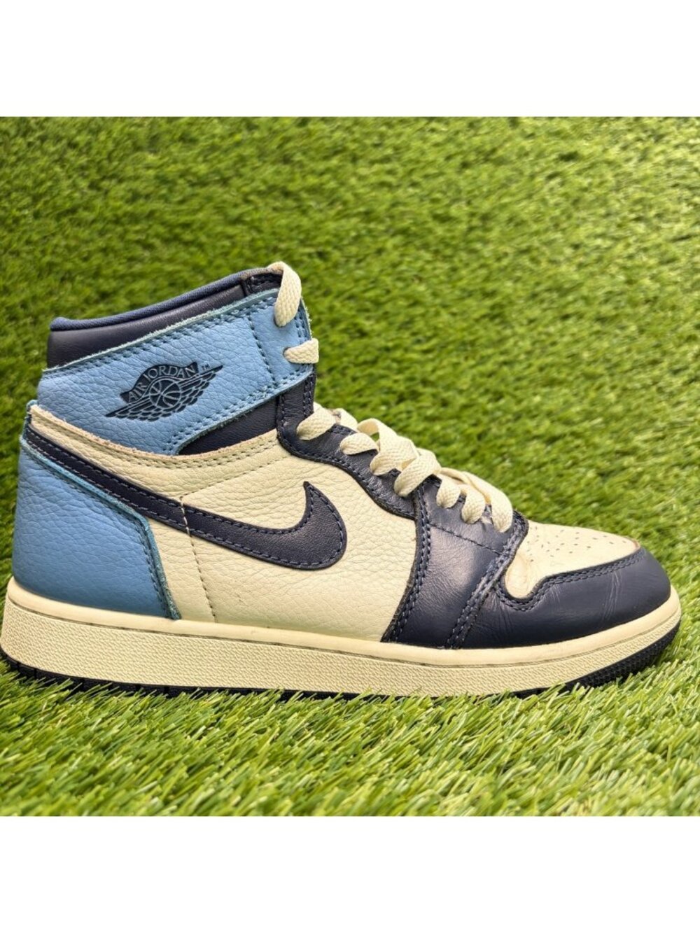 Nike Air Jordan 1 Retro High Boys Size 6Y Blue White Basketball Shoes Sneakers